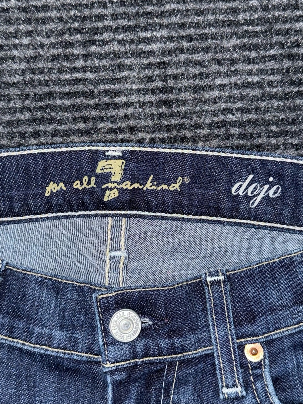 7 For All Mankind Women's Flare Jeans in Dark Blue Denim - Picture 9 of 10